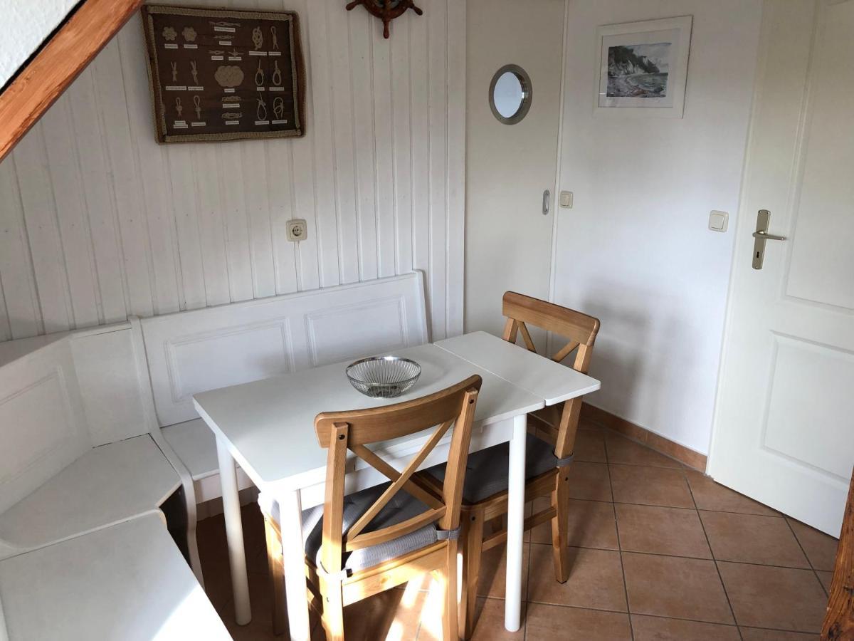 Ankerplatz Warnemuende - Direkte Strandnaehe Mit Leuchtturmblick ロストック エクステリア 写真